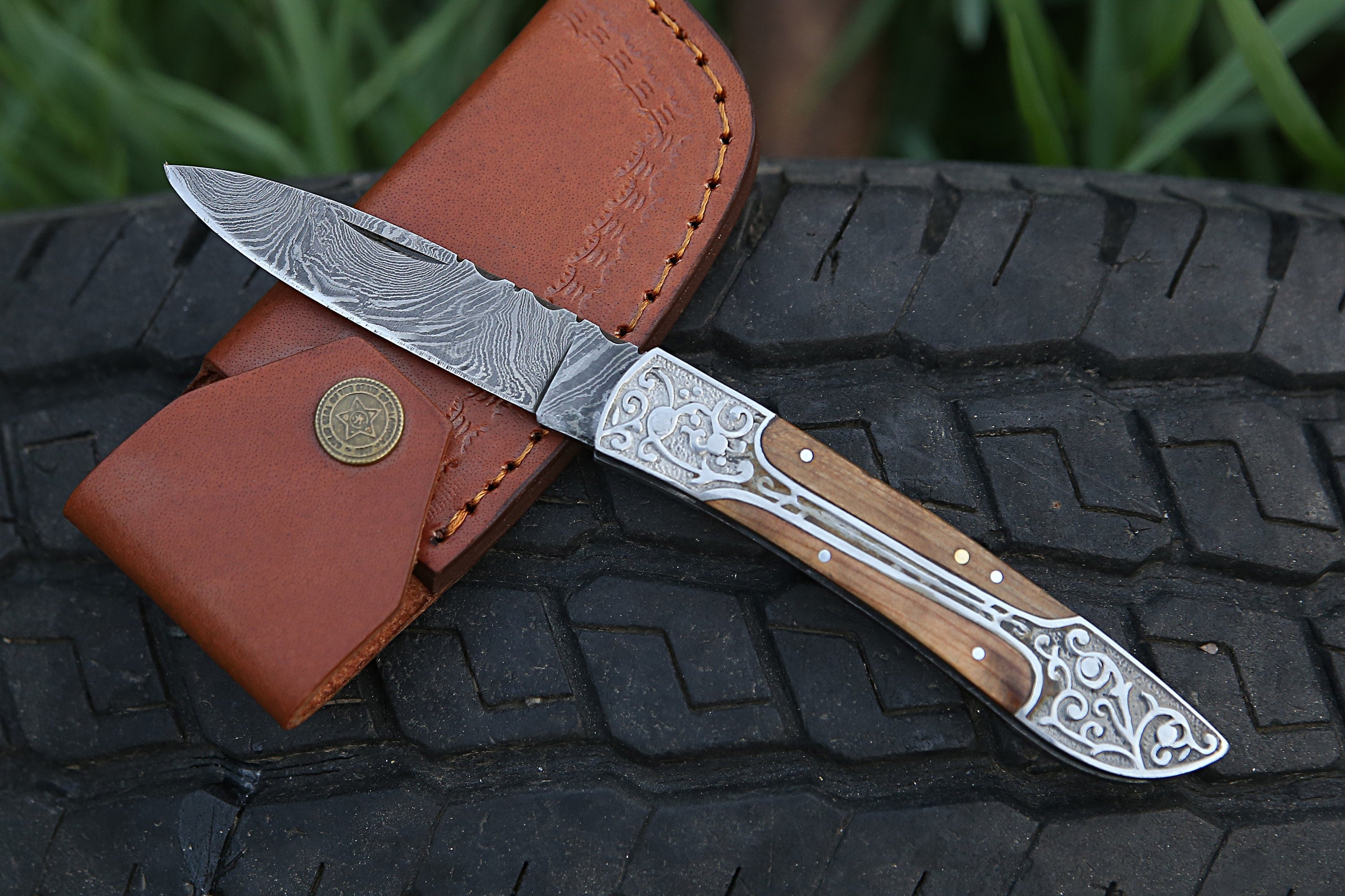 Handmade Damascus pocket knife White Resin handle birthday gift folding knife Groomsmen anniversary wedding gift for Father day Thanksgiving