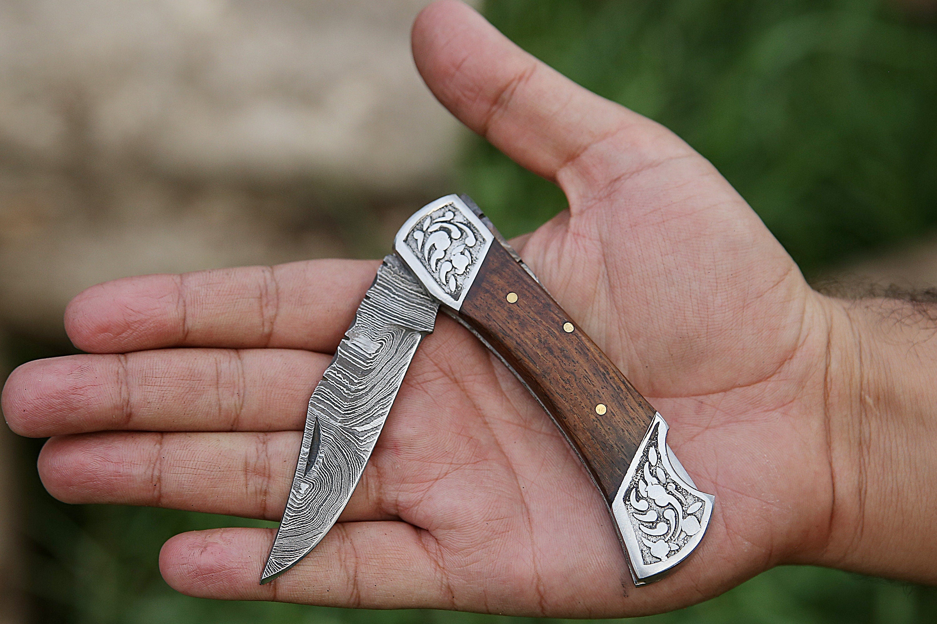 Handmade Damascus Pocket Knife Rose Wood Handle Birthday Gift Folding Knife Groomsmen Anniversary Gift Personalized Gift for Boy friend Love