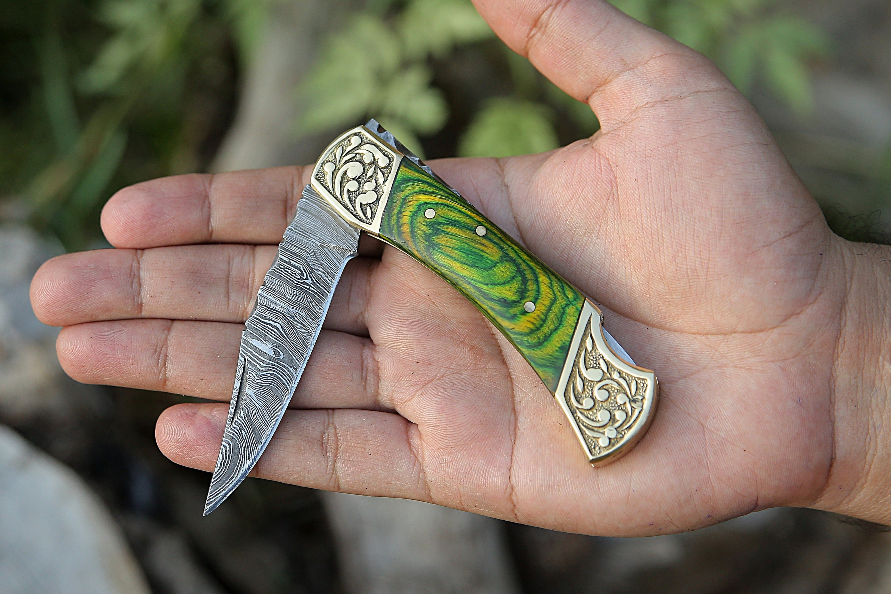 Handmade Damascus Pocket knife Green Dollar sheet Handle Birthday Gift Back Lock Folding knife Groomsmen Gift Personalized Men Gift For Men