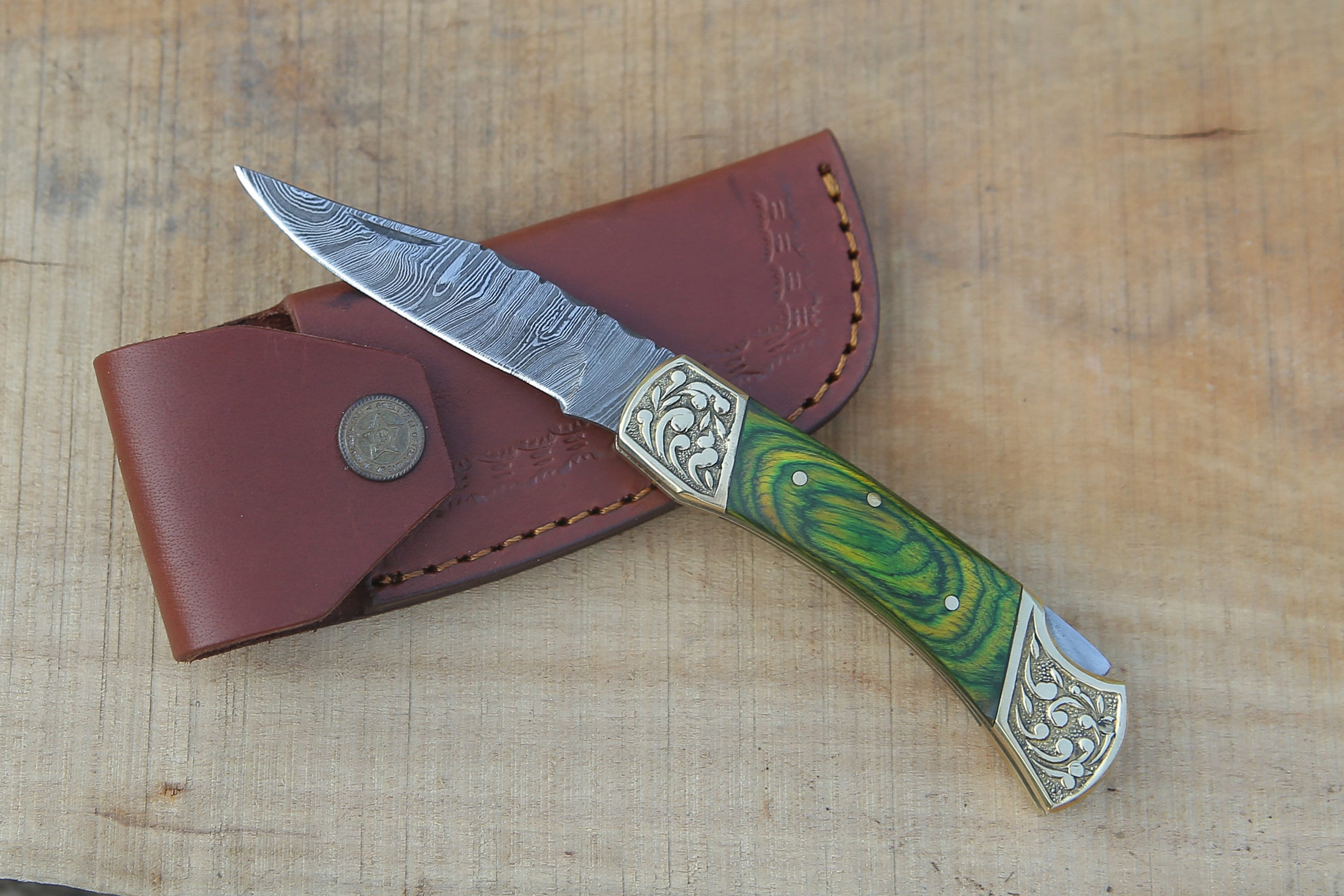 Handmade Damascus Pocket knife Green Dollar sheet Handle Birthday Gift Back Lock Folding knife Groomsmen Gift Personalized Men Gift For Men