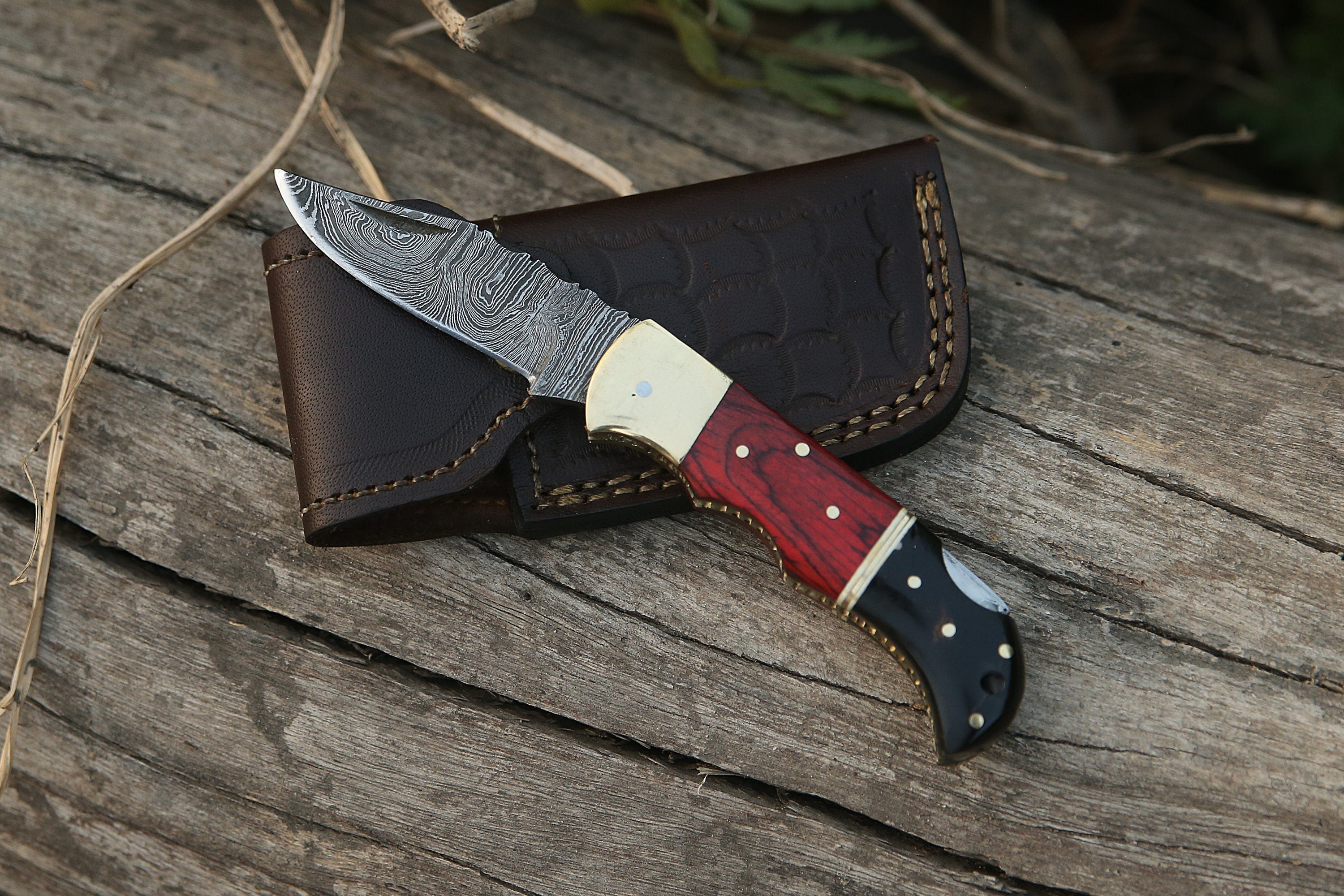 Handmade Damascus Pocket Knife Rose Wood Handle Birthday Gift Folding Knife Groomsmen Gift Anniversary Wedding Personalized Gift for Men