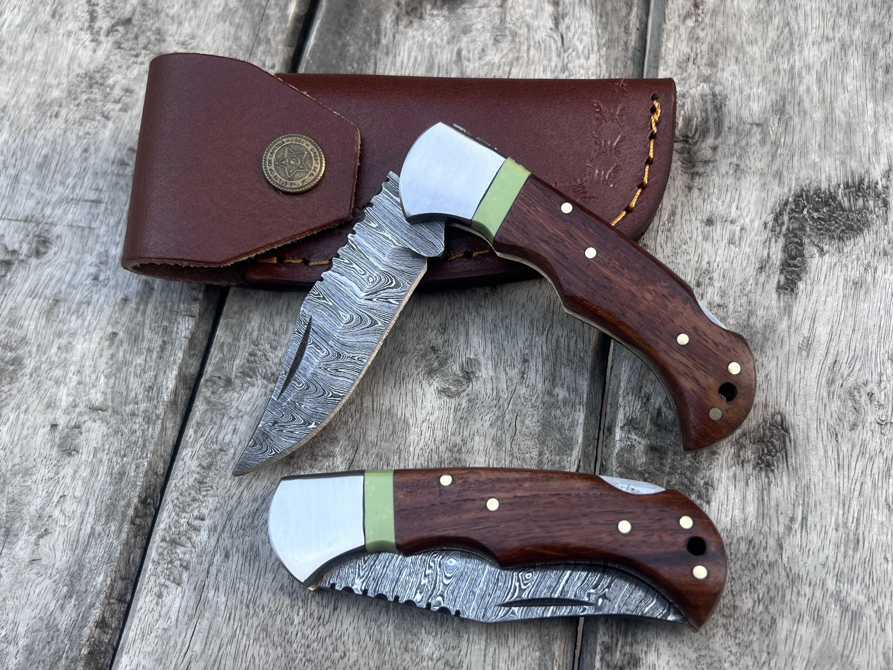 Handmade Damascus Pocket Knife Rose Wood Handle Birthday Gift Folding Knife Groomsmen Gift Anniversary Wedding Personalized Gift for Men