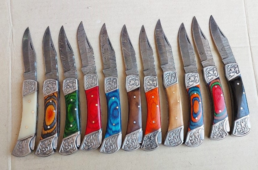 Handmade Damascus Pocket Knife Rose Wood Handle Birthday Gift Folding Knife Groomsmen Anniversary Gift Personalized Gift for Boy friend Love