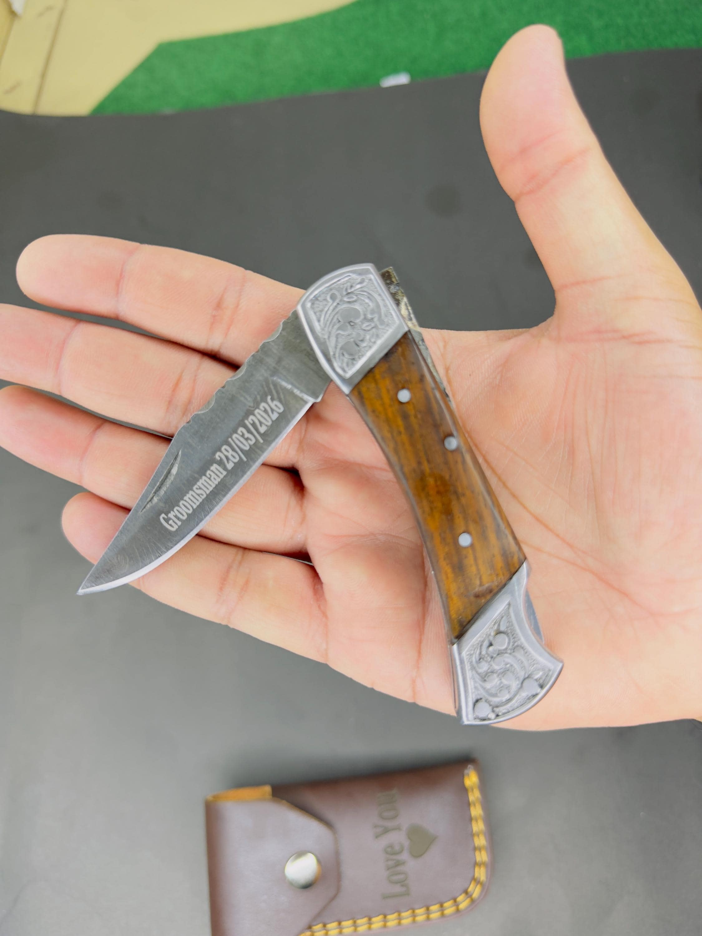 Handmade Damascus Pocket Knife Rose Wood Handle Birthday Gift Folding Knife Groomsmen Anniversary Gift Personalized Gift for Boy friend Love